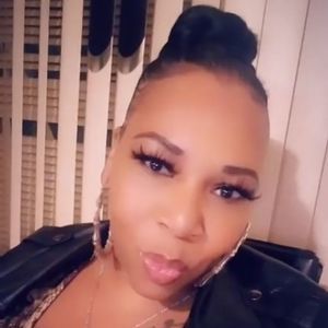 Meet your Posher, Lakia